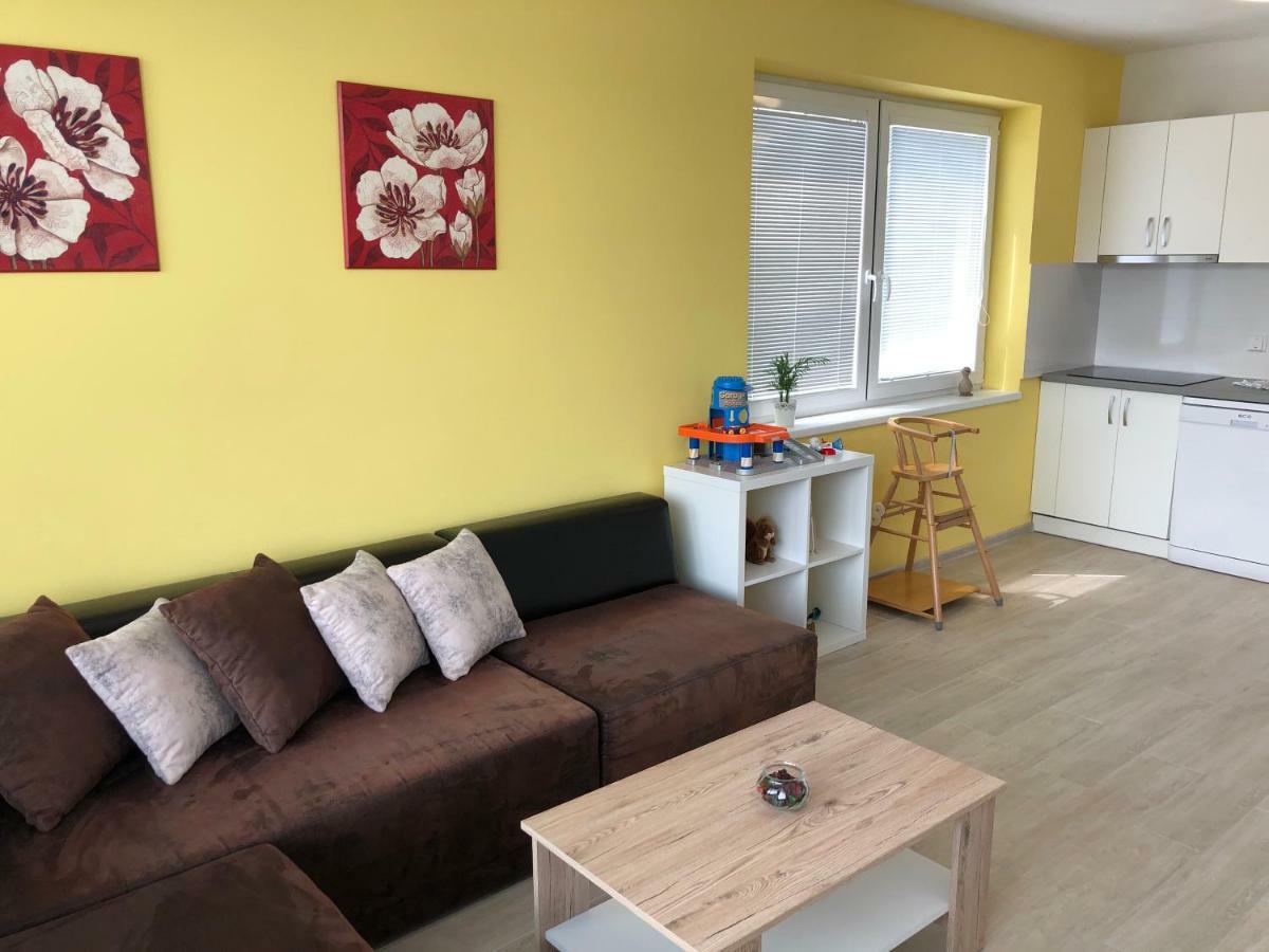 Apartmany Leto Frydek-Mistek Ngoại thất bức ảnh